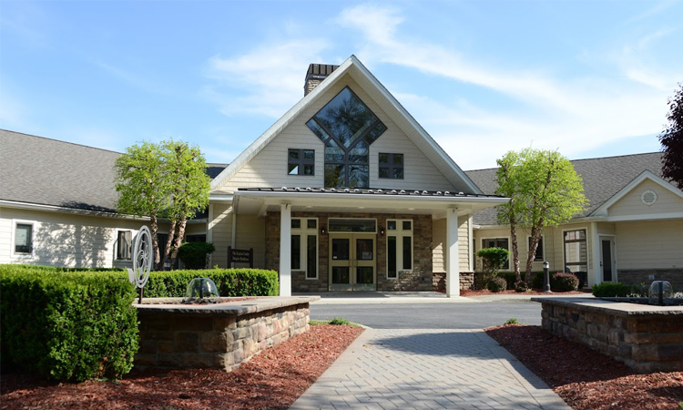 Main Entrance Kaplan Family Residence